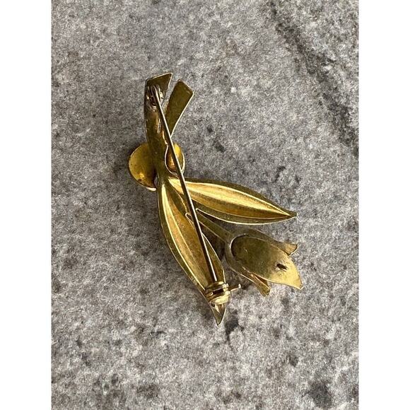 Tulip Brooch Damascene Vintage Faux Pearl Gold Tone Estate - Picture 3 of 6